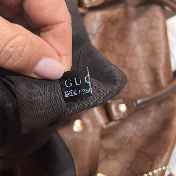 Authentic GUCCI Sukey Leather handbag - Picture 4 of 9